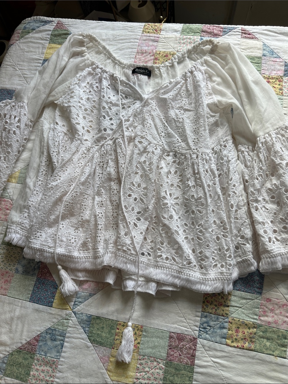 W—Bolide  White Eyelet Off-Shoulder Boho Blouse